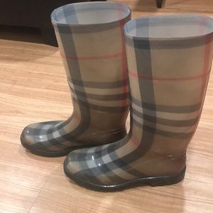 Burberry rain boots